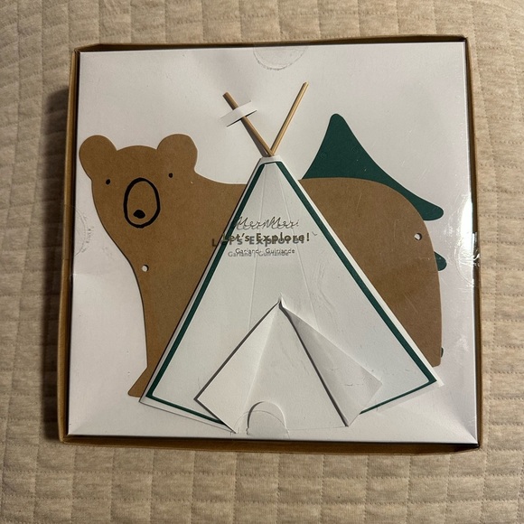 NEW Meri Meri Let’s Explore Adventure Awaits Bear Woodland Garland - Picture 2 of 3